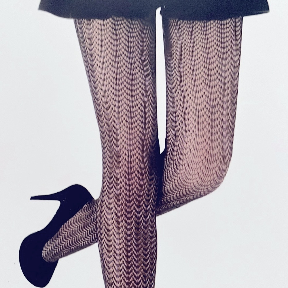 NEW Scallop Fishnet Pantyhose for Halloween or Special Occasion